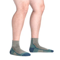 Men's Hiker Quarter Midweight Hiking Socks